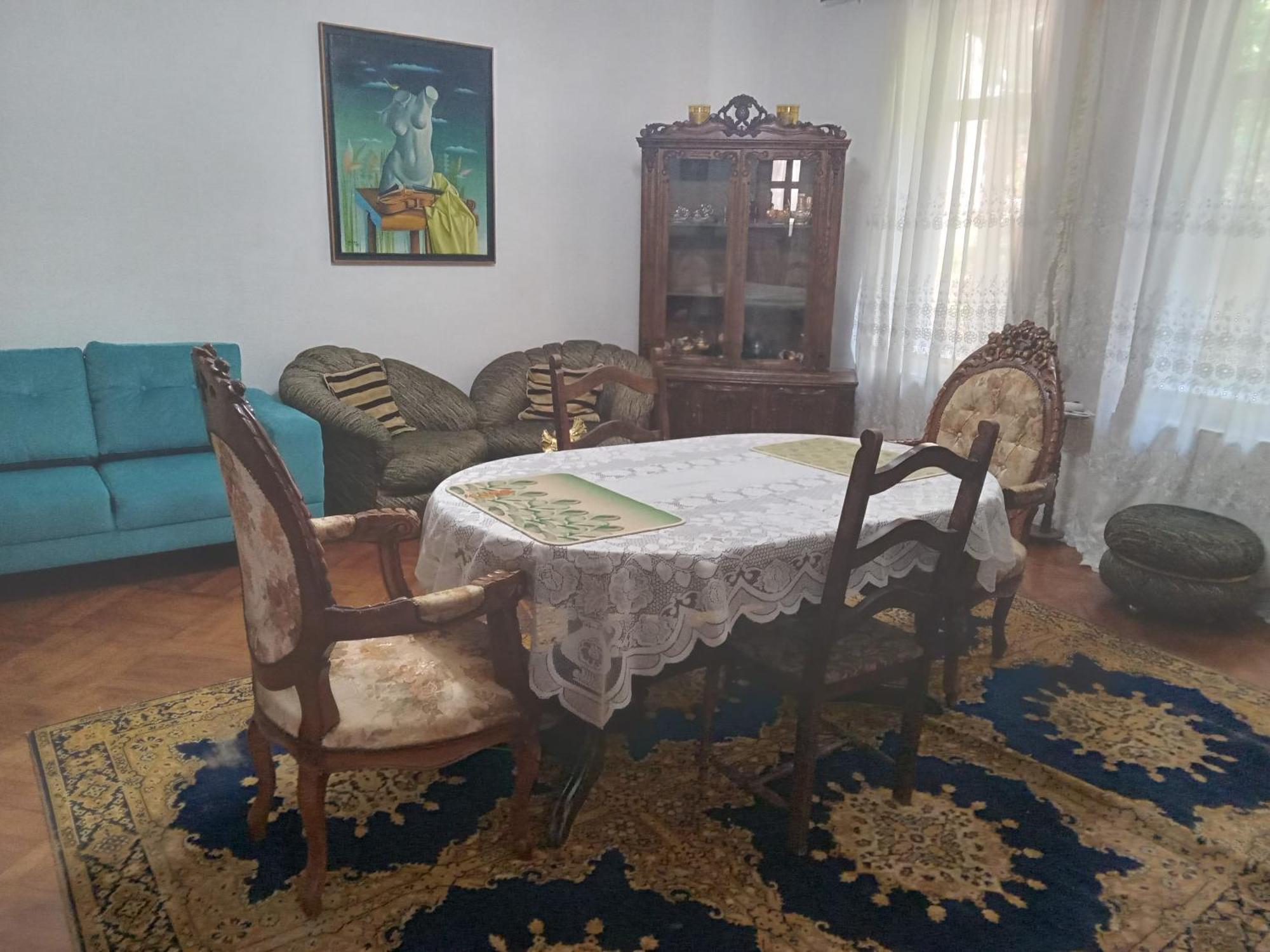 Tilda&Matilda Bed & Breakfast Кутаиси Екстериор снимка