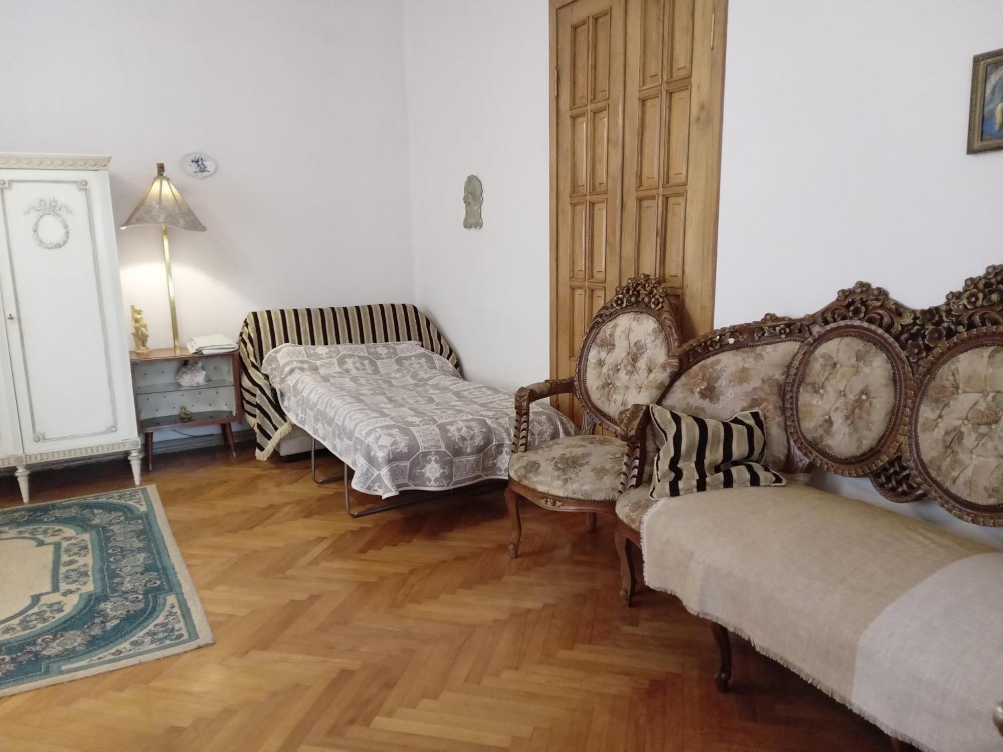 Tilda&Matilda Bed & Breakfast Кутаиси Екстериор снимка