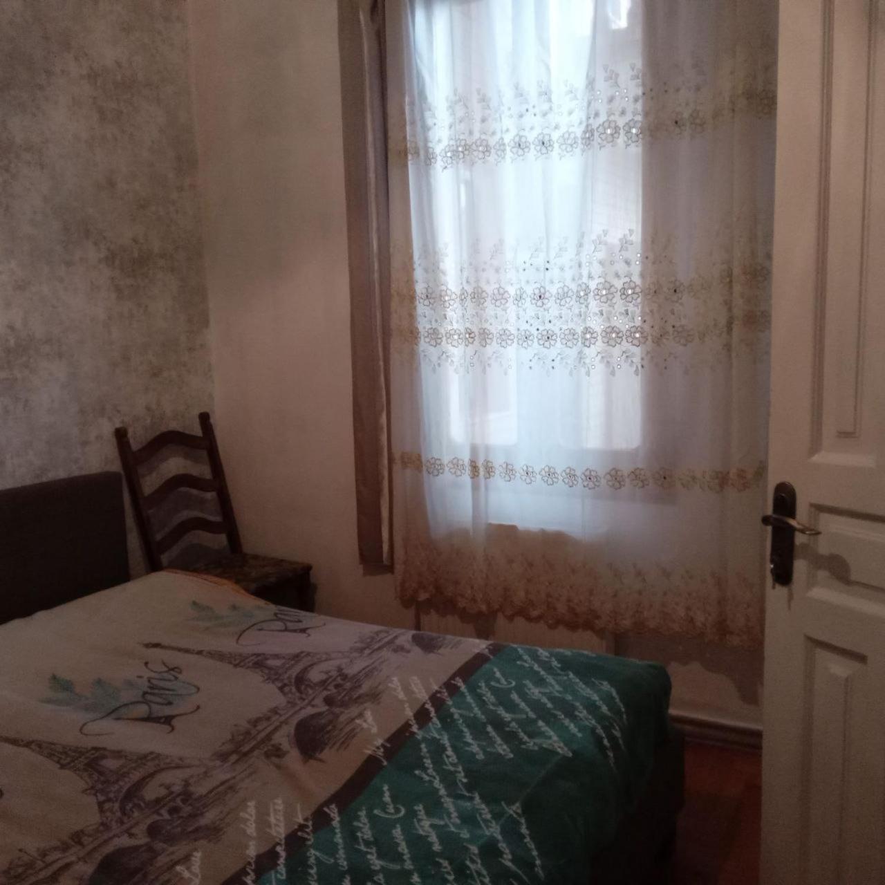 Tilda&Matilda Bed & Breakfast Кутаиси Екстериор снимка
